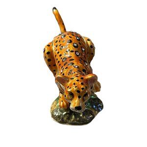 Leopard Cat Running Diamante Decorated Jewelled Magnetic Trinket Pill Box‎ 3D